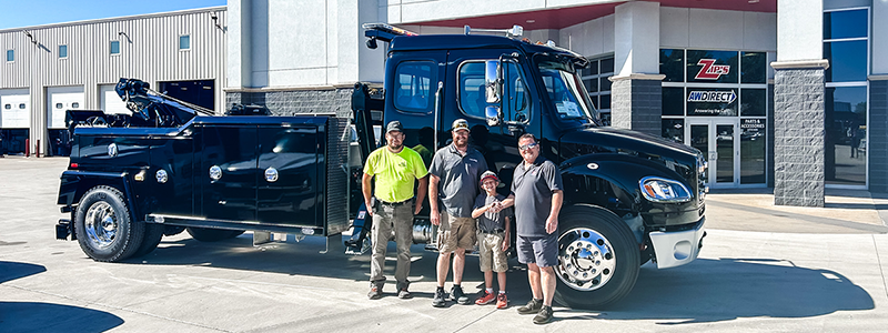 Zip's Truck Showcase: A&J Towing